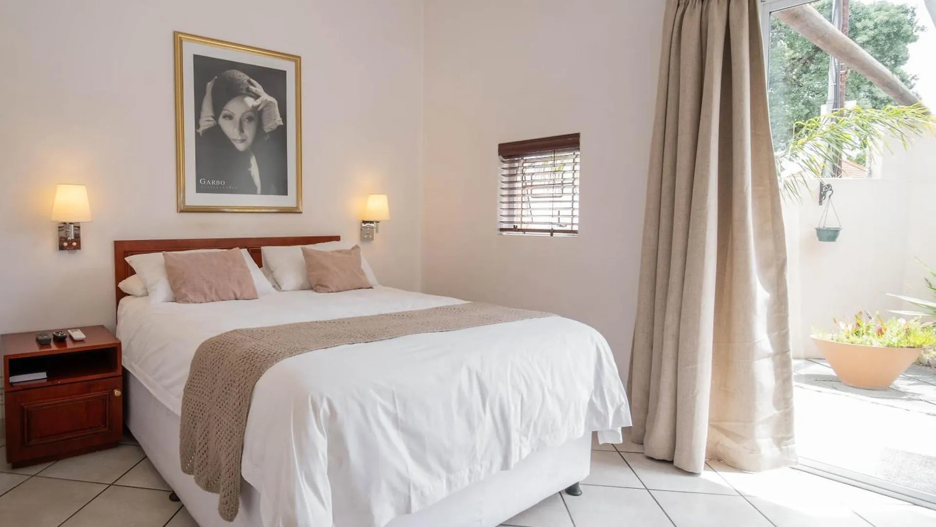 Broadway Boston Hotel Cape Town 0*,  South Africa